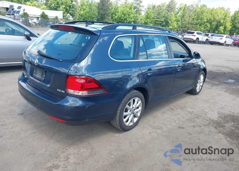 2010 Volkswagen Jetta Se z USA, uszkodzony, nr VIN 3VWTX7AJ2AM613550